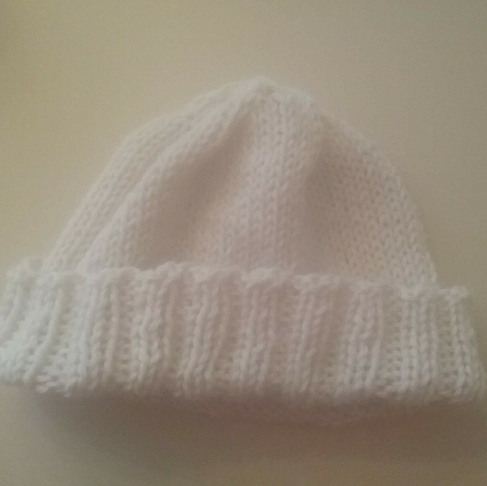 Baby/toddler knitted hat